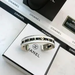 chanel bracelets s_1224335